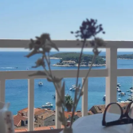 And Bonkan Hvar Apartment *
