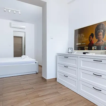 And Bonkan Hvar Apartment