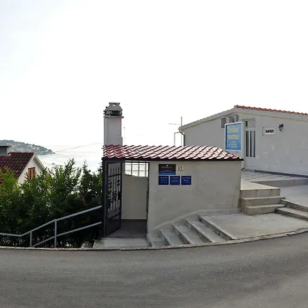 Apartament And Bonkan Hvar